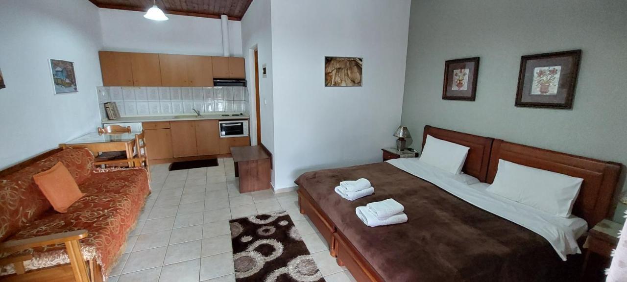 Galini Apartamento Káto Loutrákion Exterior foto