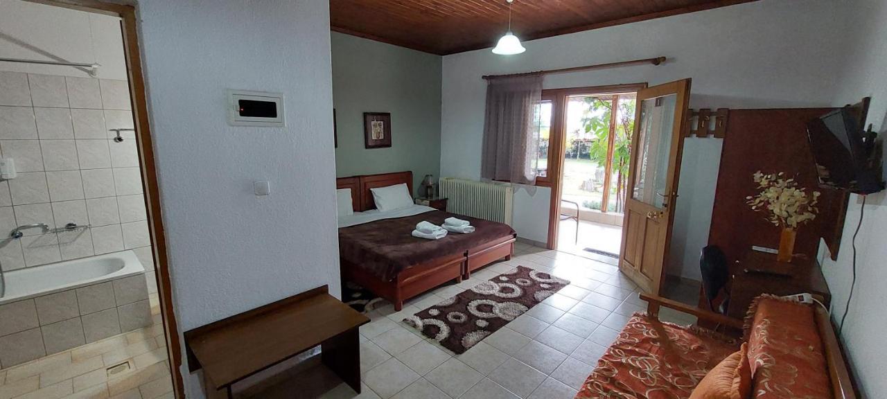 Galini Apartamento Káto Loutrákion Exterior foto