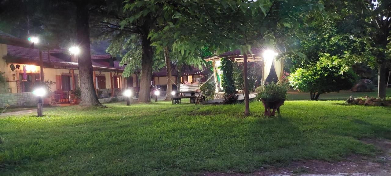 Galini Apartamento Káto Loutrákion Exterior foto