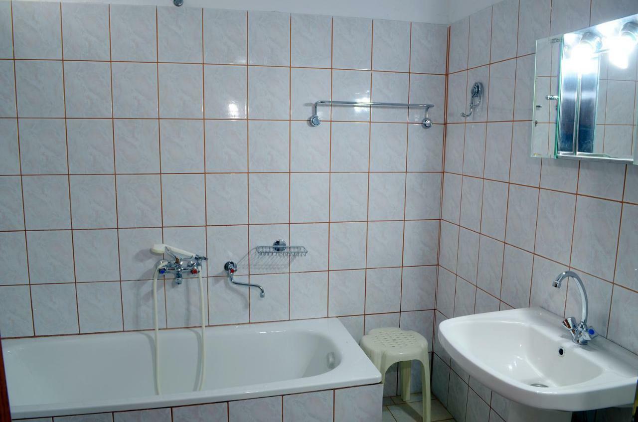 Galini Apartamento Káto Loutrákion Exterior foto