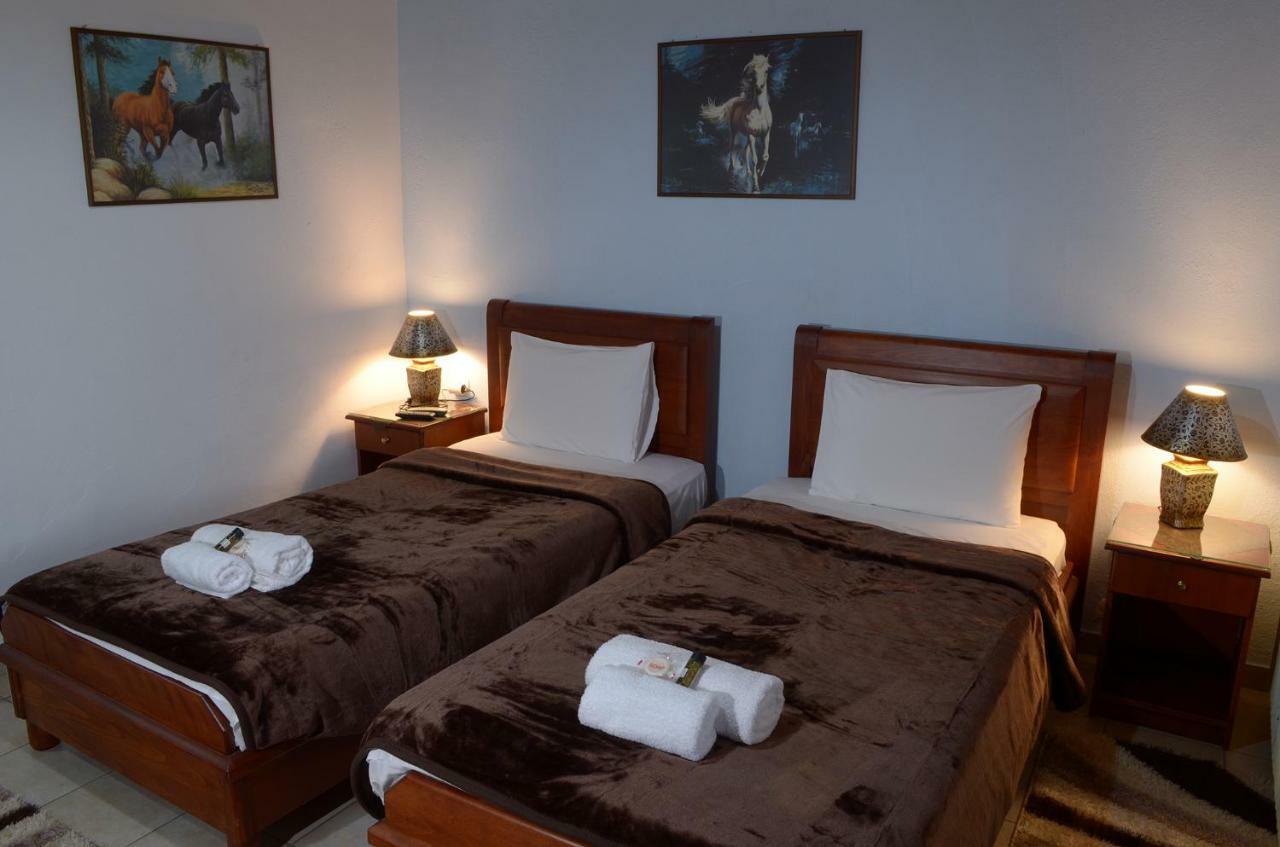 Galini Apartamento Káto Loutrákion Exterior foto