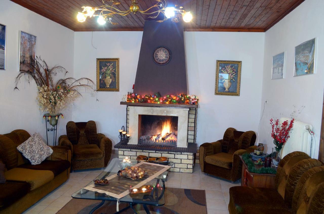 Galini Apartamento Káto Loutrákion Exterior foto