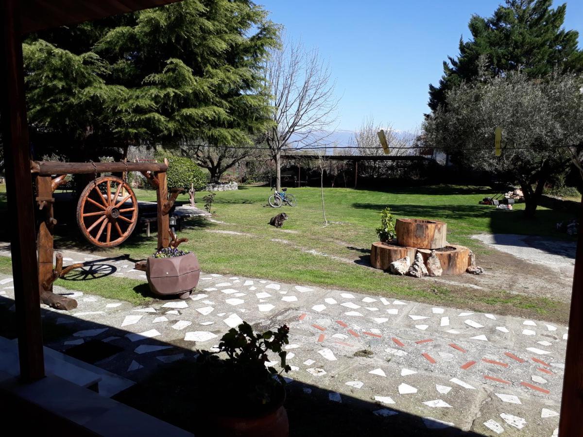 Galini Apartamento Káto Loutrákion Exterior foto